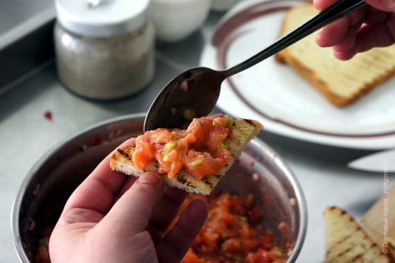 Аккуратно накладываем севиче